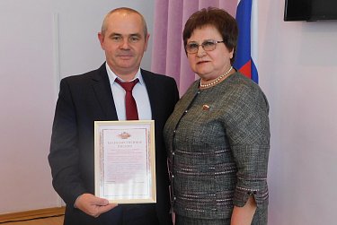 Ольга Хромушина поздравила депутатов Сорочинского городского  округа